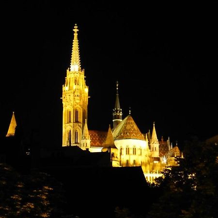 Elegant Apartment With Buda Castle View 부다페스트 외부 사진